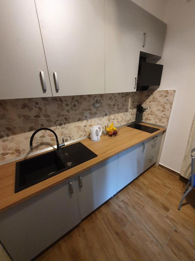 Zita - Heart Of Rovinj, Apartment For 2, Free Parking, 2Min Center, 5Min Beach Walk Exterior photo